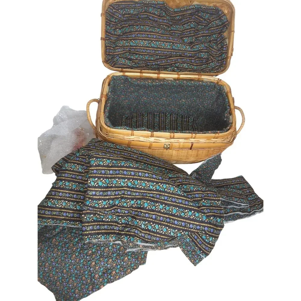 Vtg Chinoiserie Woven Rattan Bamboo Domed Lid Storage Trunk Basket Chest READ